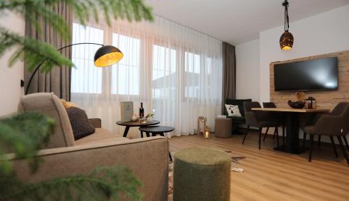 One-Bedroom Apartment with Terrace