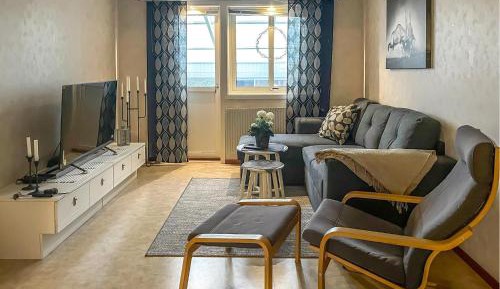 Three-Bedroom Holiday Home 