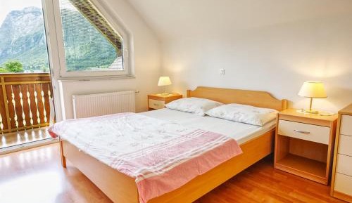 One-Bedroom Apartment with Balcony