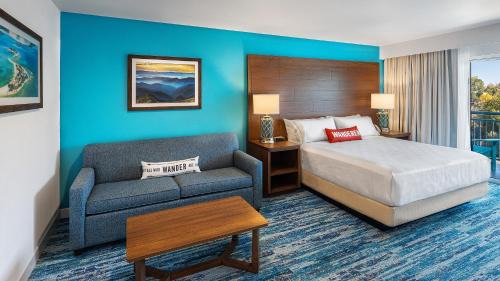 King Junior Suite with Sleeper Sofa
