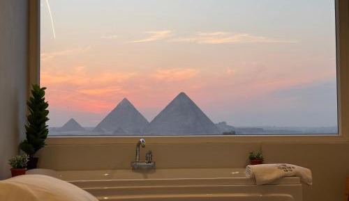 Deluxe Double or Twin Room with Mountain View