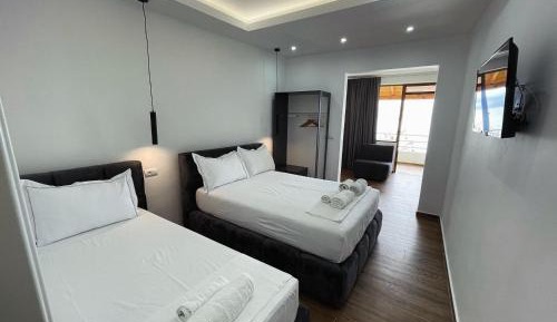 Triple Room with View