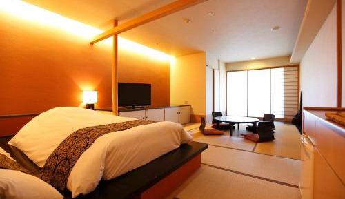 Superior Room with Tatami Area and Open-Air Bath