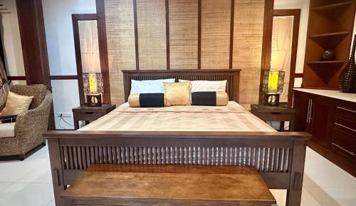 Deluxe Double Room with Shower