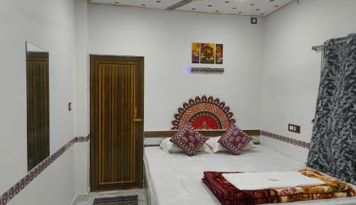 Triple Room with Private Bathroom