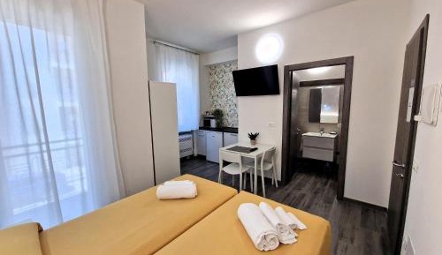 Double or Twin Room with Private Bathroom