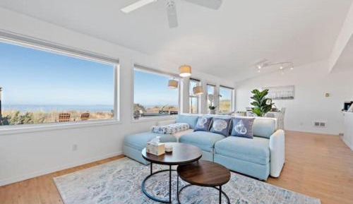 Two-Bedroom Holiday Home
