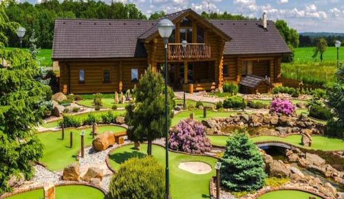 One-Bedroom Holiday Home