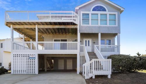 Six-Bedroom Apartment