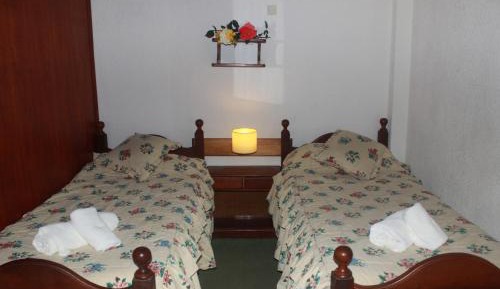 Bungalow (4 Adults)