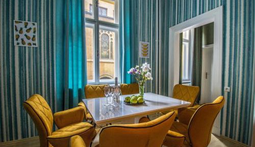 Suite Apartment