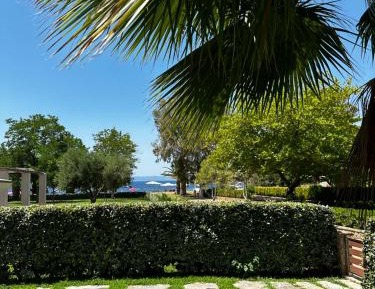 Villa with Sea View