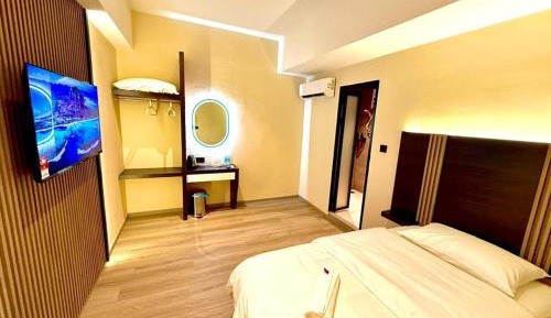 Deluxe Single Room