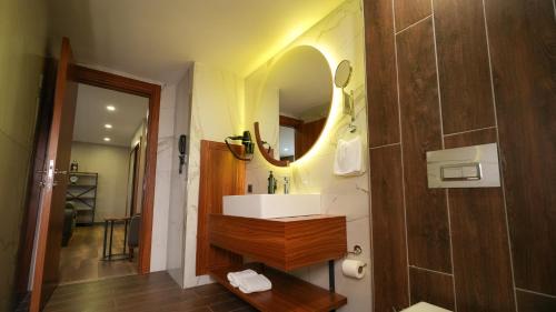 King Suite with Spa Bath