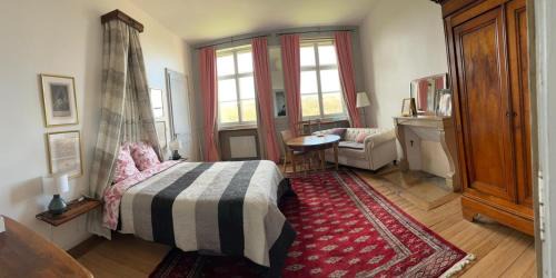 Triple Room with Private Bathroom