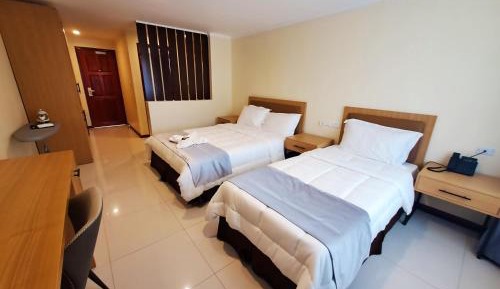 Deluxe Suite