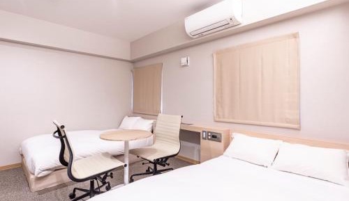 Twin Room - Non-Smoking
