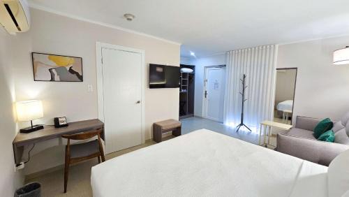 Deluxe Caban King Room with Sofa Bed