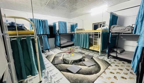Mixed Dormitory Room