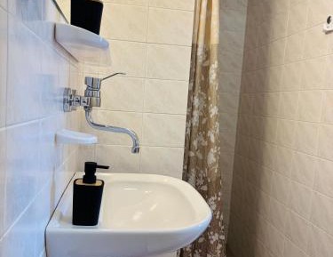 Twin Room with Private Bathroom