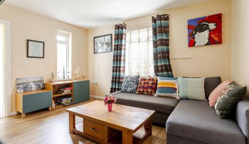 One-Bedroom Apartment - Non-Smoking