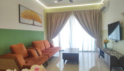 Three-Bedroom Premium Apartment with Balcony