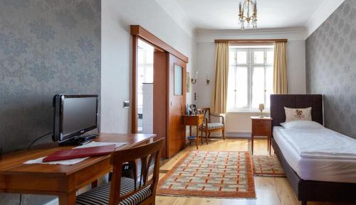 Deluxe Single Room