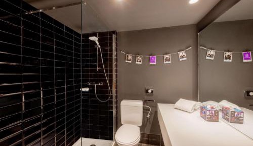 Room Atelier