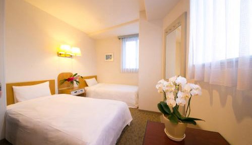 Twin Room - Non-Smoking