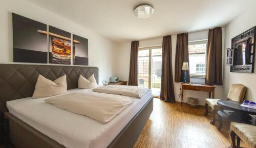 Deluxe Double Room with Balcony