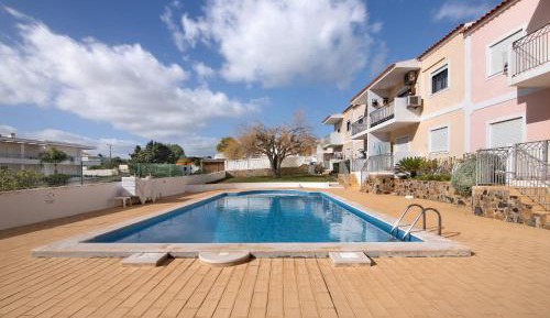 Superior One-Bedroom Apartment with Balcony