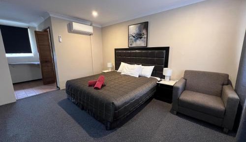 Standard Double Room with Kitchenette