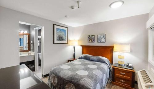 Double Room - Non-Smoking