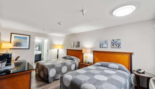 Double Room with Two Double Beds - Non-Smoking