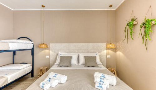 Quadruple Room with Sea View