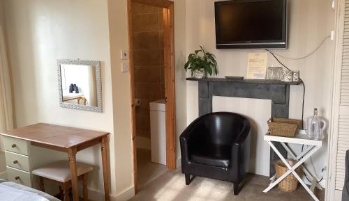 Standard Triple Room with Sea View
