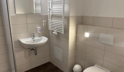Double or Twin Room with Bathroom