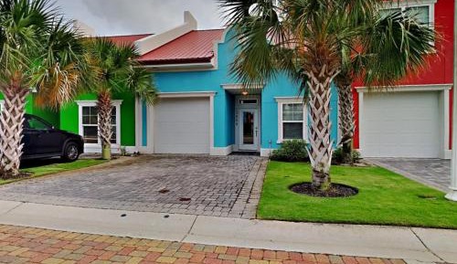 Three-Bedroom Townhouse