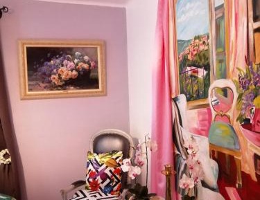 Standard Queen Room