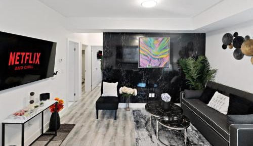 Two-Bedroom Deluxe Apartment