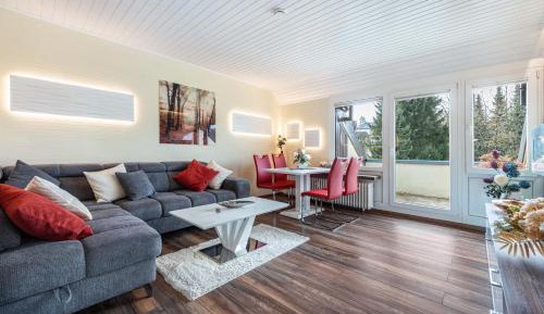 Superior One-Bedroom Apartment with Balcony