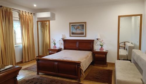 Triple Room with Private Bathroom