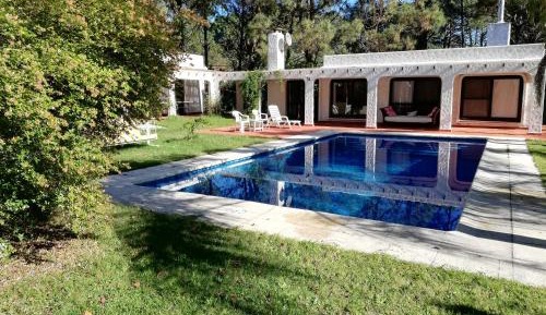 King Room with Pool View