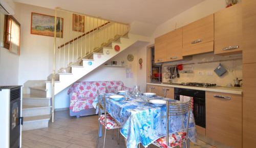 One-Bedroom Holiday Home