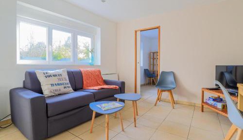 One-Bedroom Holiday Home