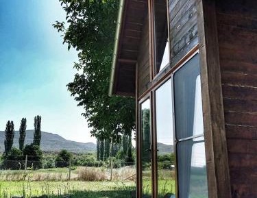 Bungalow with Garden View