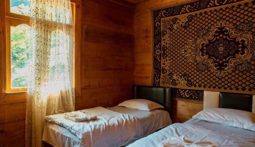 Twin Room with Private Bathroom