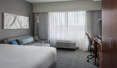 King Room with Sofa Bed