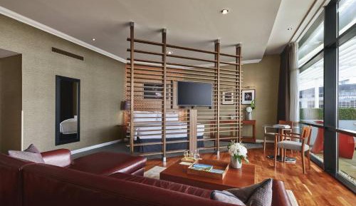 New Town Terrace Suite, Studio Suite, 1 King, New Town view