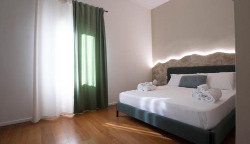 King Room with Balcony